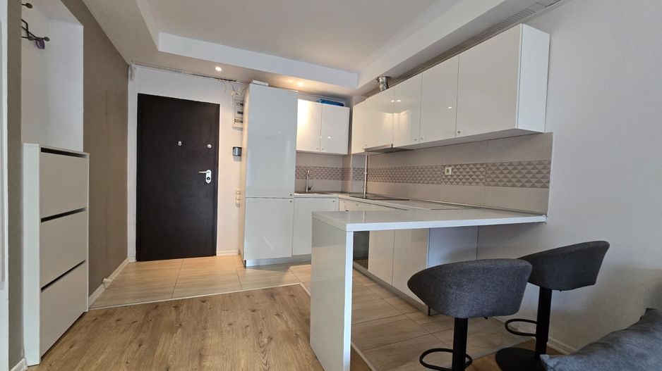 COSMOPOLIS - Apartament cu 2 camere tip studio, mobilat si utilat. - Poză 2