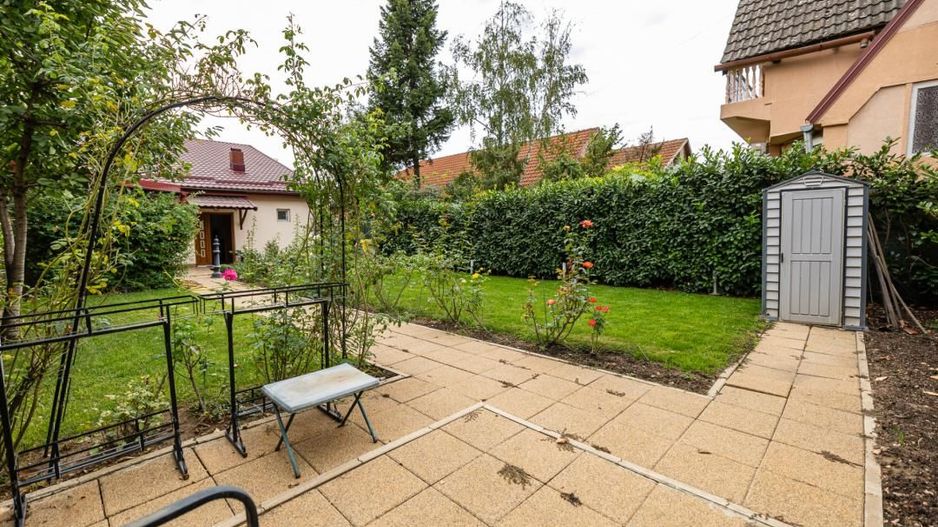 Casa parter, renovata, mobilata, gradina amenajata, str Petofi Sandor-Dumbravita - Poză 29