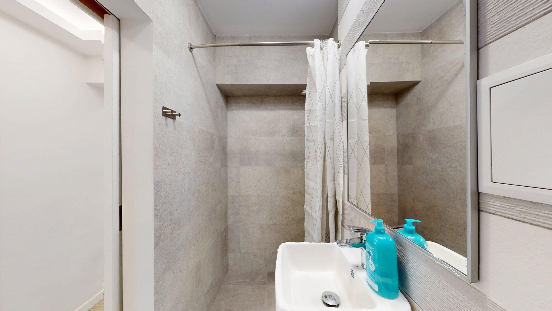 Apartament deosebit 4 camere Auchan Drumul Taberei - Poză 24