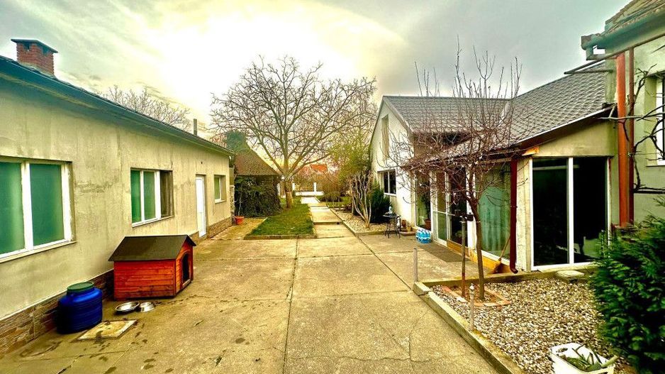 Casa moderna, 2 corpuri de cladire, teren 1000 mp, zona Aradul Nou - Poză 14