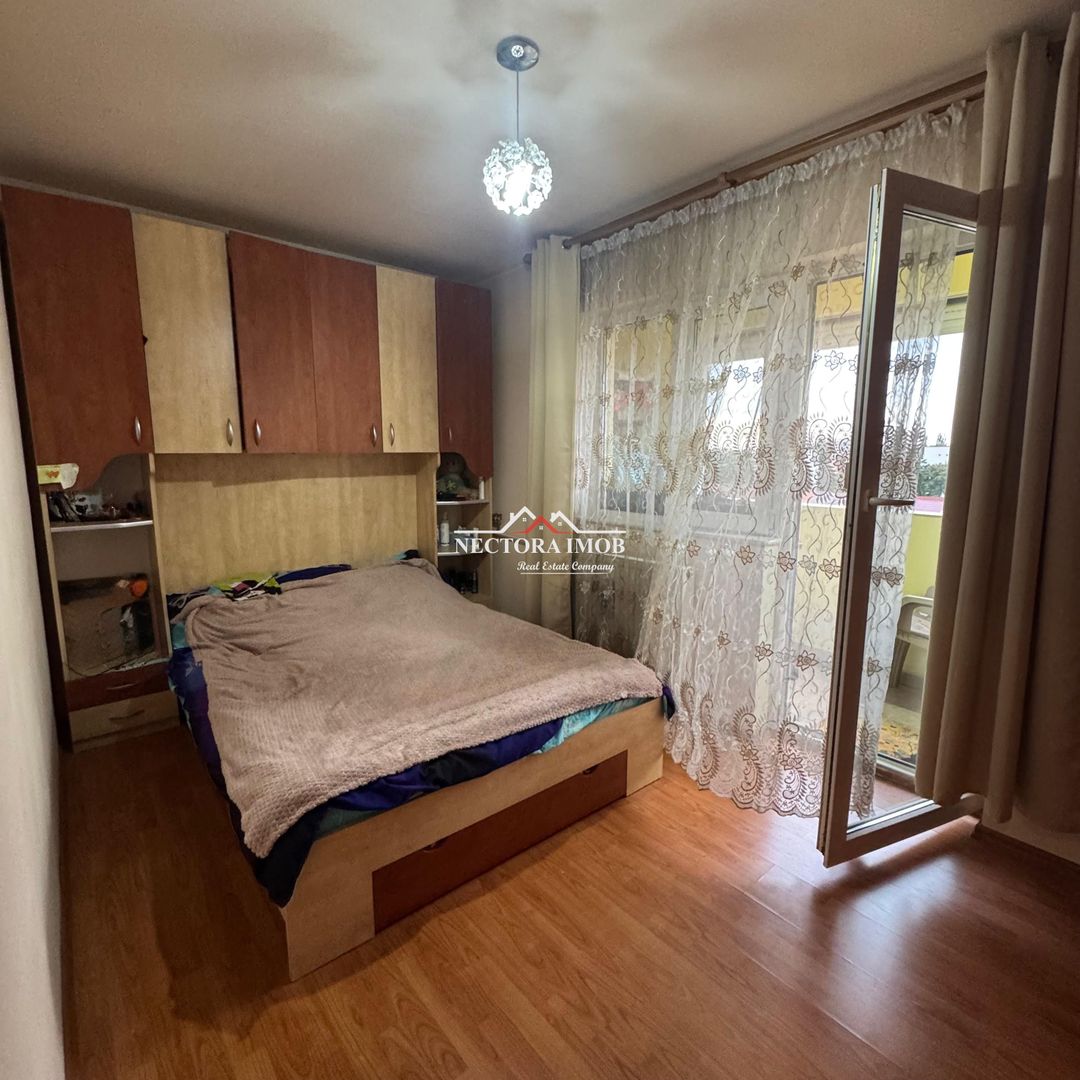 NECTORA IMOB-Apartament 3 camere, 2 bai, 2 balcoane, Zona Horea, 64 mp - Poză 9