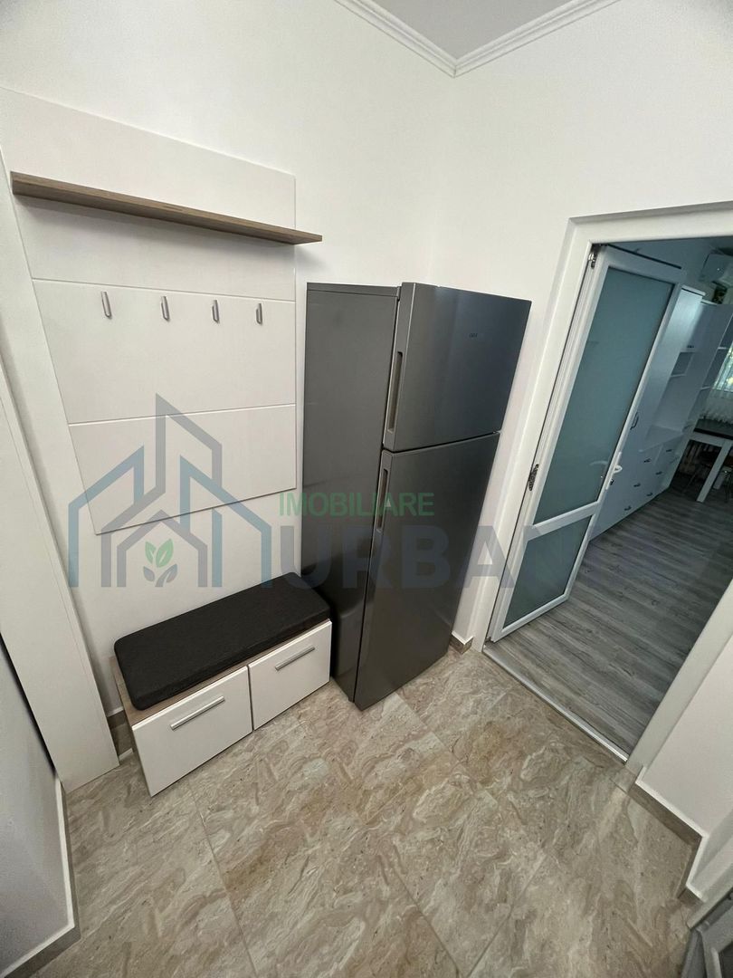 Apartament 1 cameră, 32 m², etaj 3, zona Podul de Piatră - Poză 3