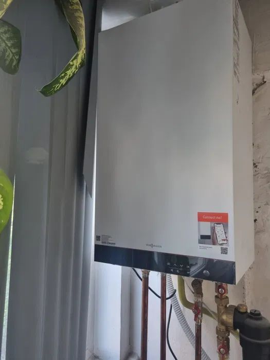 APARTAMENT 2 CAMERE DECOMANDAT CENTRALA PROPRIE BLOC 1982 GHENCEA - Poză 3