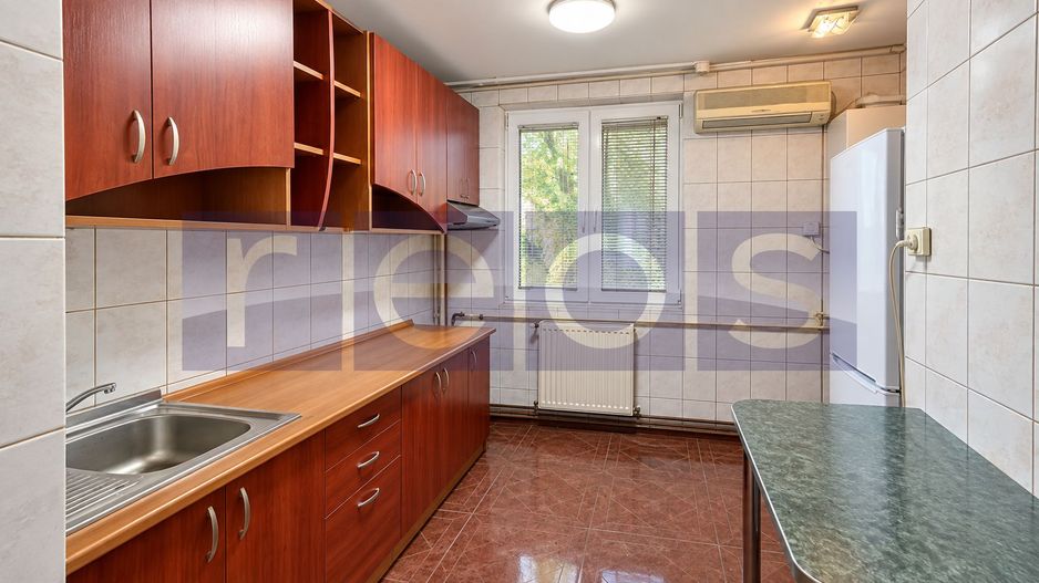 DE VANZARE 3 CAMERE DRUMUL TABEREI –  METROU RAUL DOAMNEI  CENTRALA - Poză 5