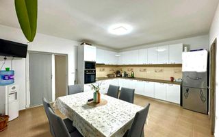 Super Pret - Duplex  4 camere - pozitie excelenta - Utvin  Comision 0% - Poză 6