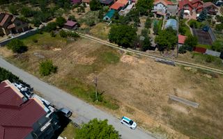 Loc de casă în Sânleani 412mp - Poză 2