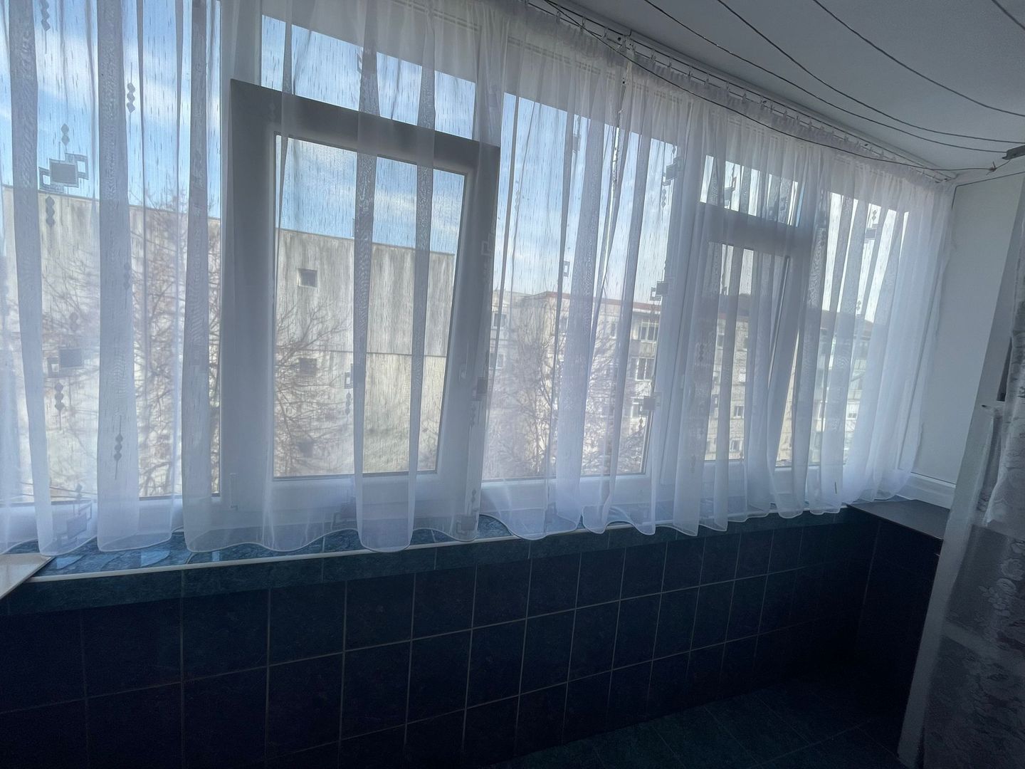 Soarelui-Gen. 30 | 3 camere | Centrala proprie | 2 balcoane - Poză 6