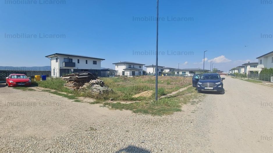 DIFERIT Haus ,Cristian,500 mp cu autorizatie,CASA IN CURS DE EXECUTIE - Poză 7