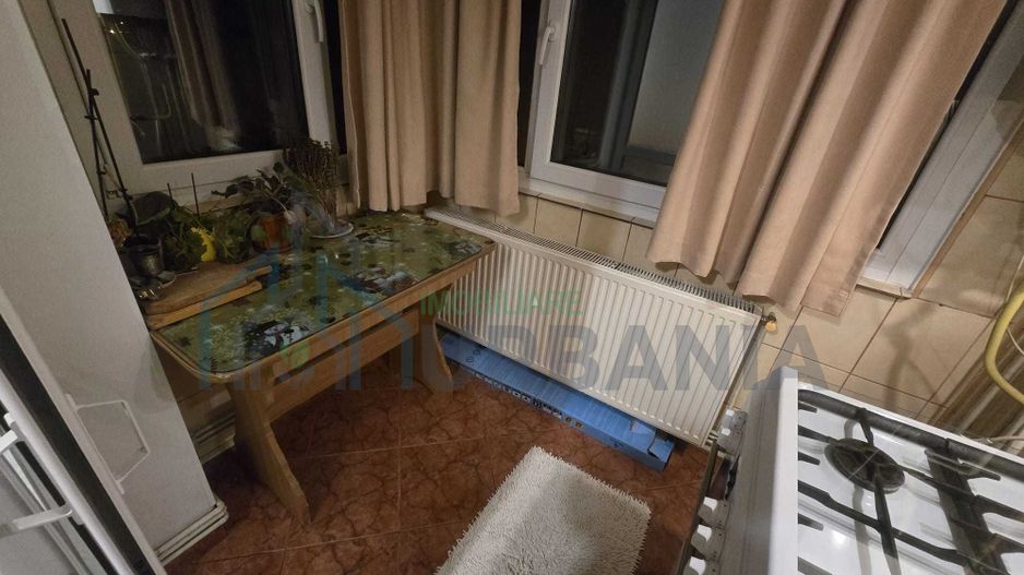 Inchiriez apartament 2 camere - Poză 2