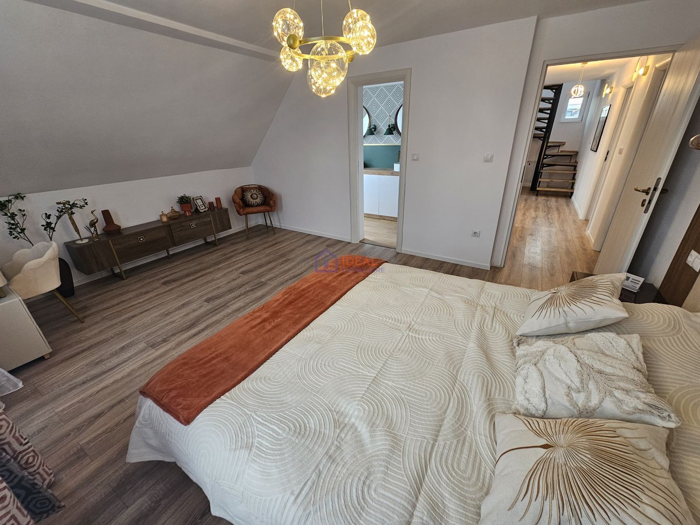 Casa Individuala cu 7 camere Mobilata si Utilata, zona Turnisor - Poză 22