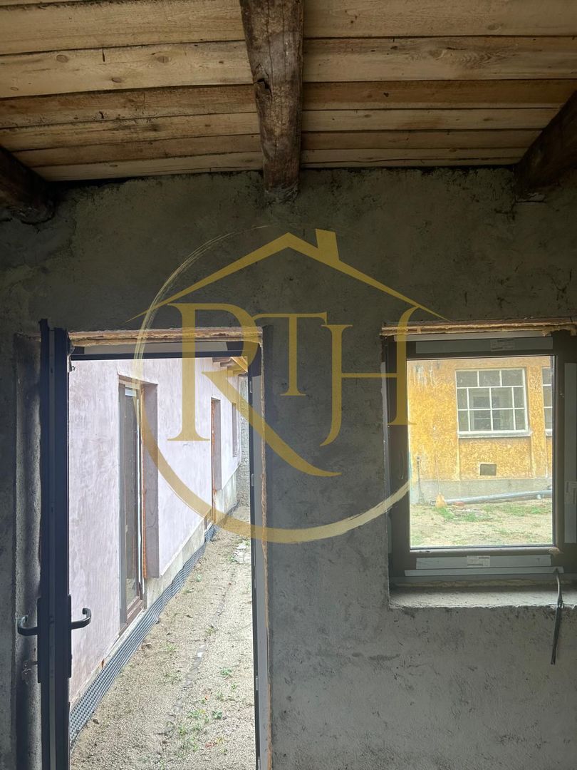 Casa plus teren de vânzare în Balinț,comision ,,0'' - Poză 14