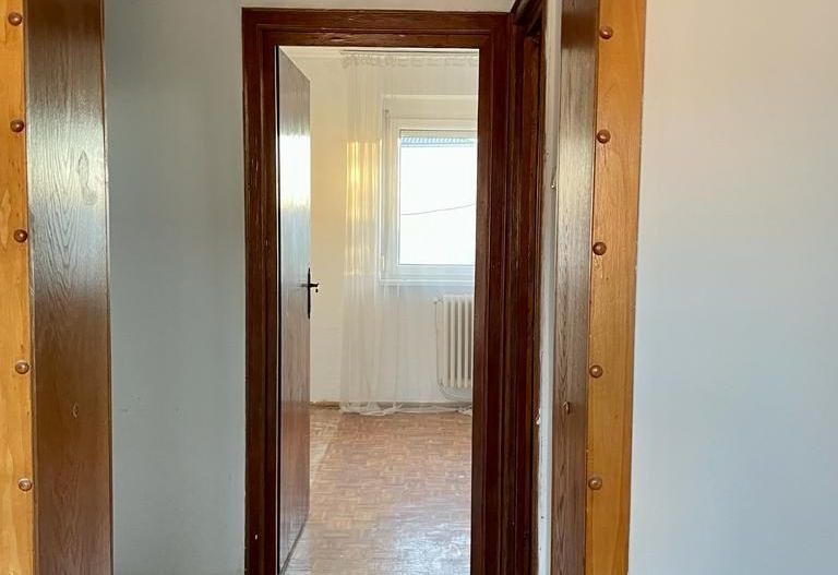 BRASADAS vinde ap 2 cam etaj 4/4 Calea Traian. - Poză 7