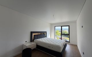 Apartament 4 camere modern, prima inchiriere, garaj, zona UMF - Poză 2