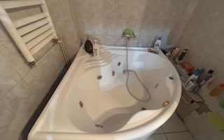 De vanzare Apartament 3 camere zona de jos - Poză 14