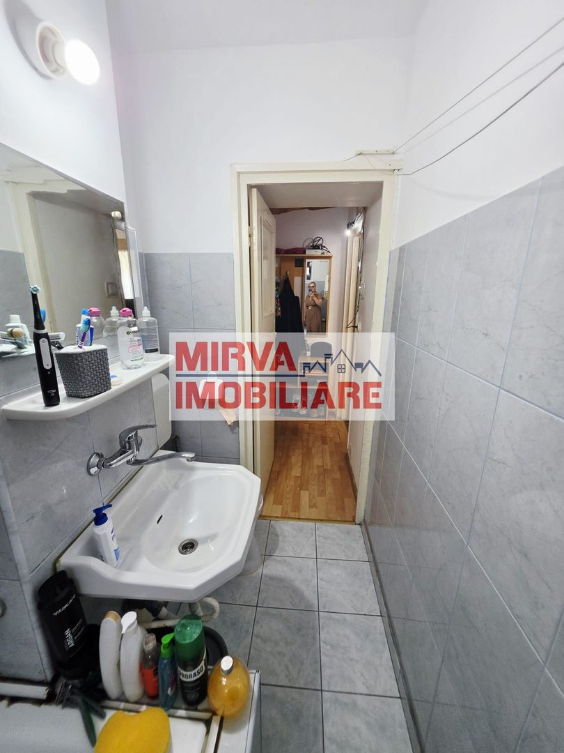 Apartament 3 camere, etaj 3, Malu Roșu – Str. Rîșnovenilor - Poză 10