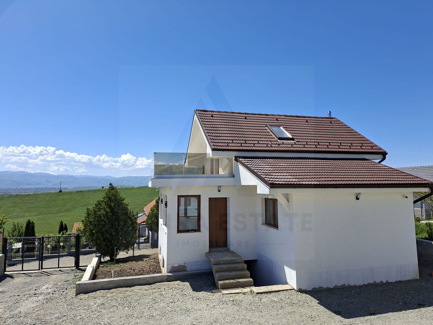 Casa premium 4 camere 2 bai pivnita filigorie teren 550 mp Sura Mare - Poză 14