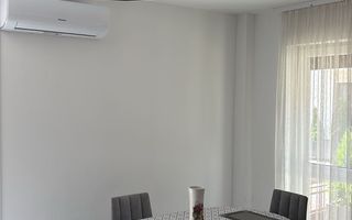 Apartament de închiriat cu un mic spațiu verde ,zona centrală TG Mureș - Poză 2