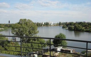Penthouse LUX***5 camere***vedere panoramica catre lac////zona Nord - Poză 2