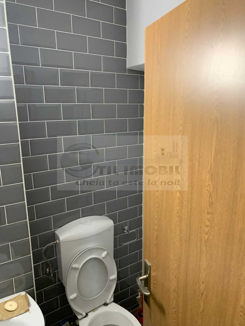 Ap. cu 2 cam, dec. Bvd. Independentei - etaj 4/9 - 500 euro ! - Poză 7