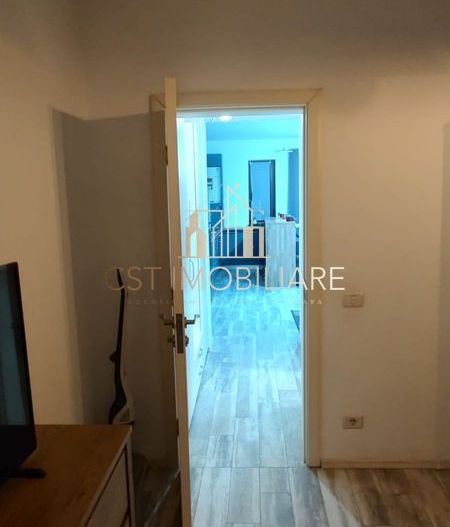Apartament cu 2 camere / Curte proprie - Poză 3