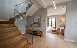 Casa 4 camere, 2 bai, curte si terasa Sibiu Calea Cisnadiei - Poză 3