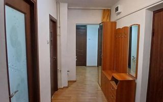 Apartament 3 camere renovat, etaj 5, bloc solid, zona Parc Sebastian - Poză 1