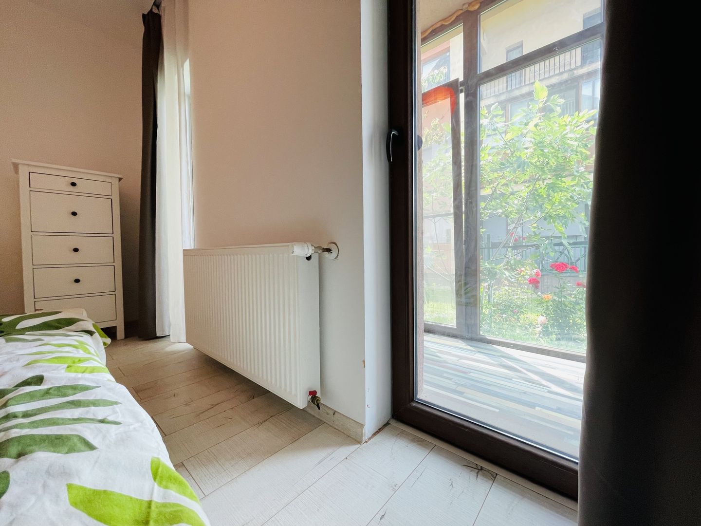 INCHIRIAT - Apartament modern cu 3 camere & 2 bai | 72 mp | Terasa inchisa - Poză 21