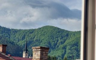 De inchiriat studio la casa, zona centrala Brasov, Schei - Poză 11