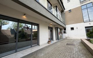 Spațiu comercial Kasper Coresi 100 mp, terasă 35mp - Poză 1