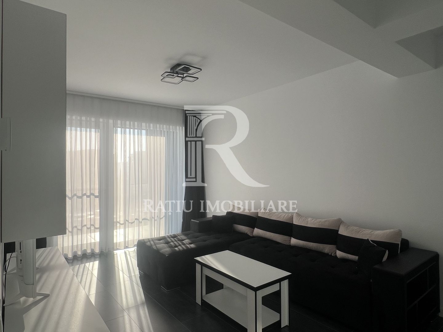 Apartament cu 2 camere | Parcare Supraterana | Prima Urbana | Oradea - Poză 4