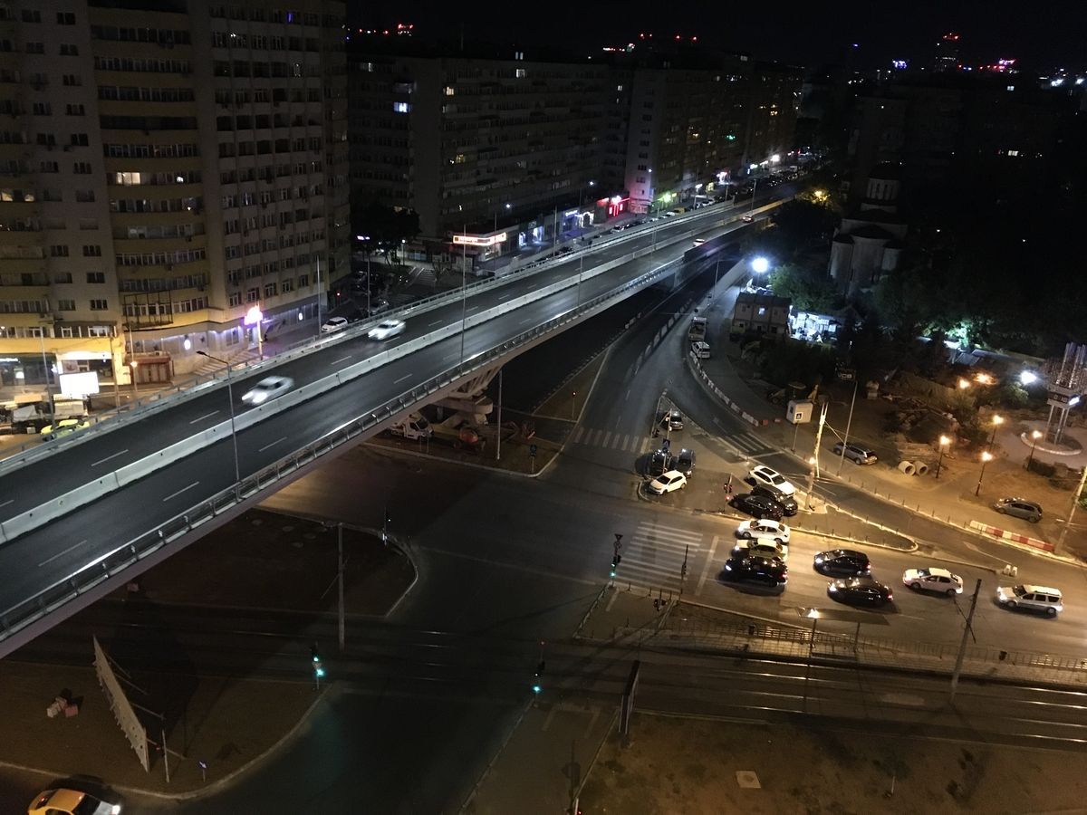 Colentina, pasaj, apartament cu terasa - Poză 1