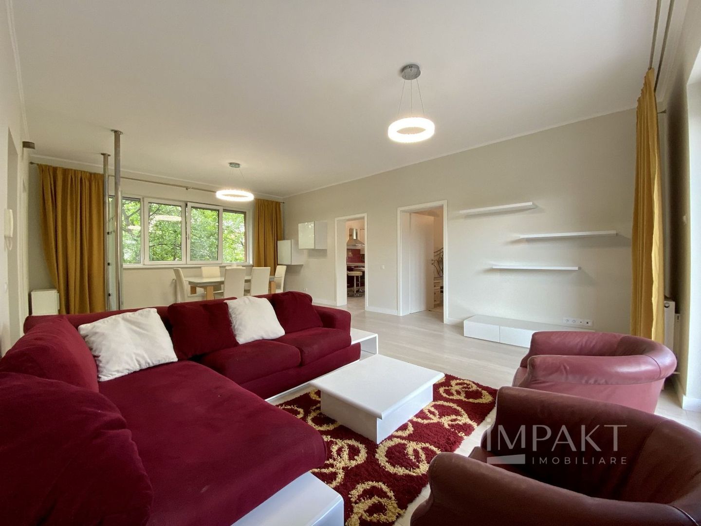 Apartament in vila pe 2 etaje, 175 mp, cartierul Andrei Muresanu/ Parcul Engels - Poză 1