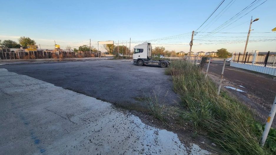 Hala zona Metro - Poză 6