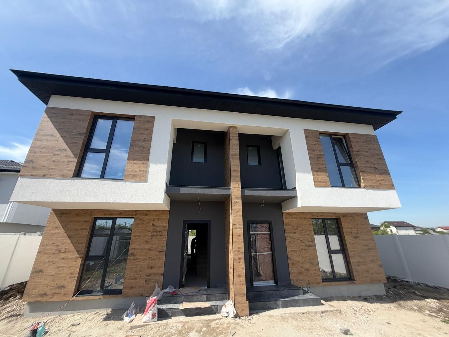 CASA DUPLEX BRAGADIRU, 4 CAMERE - 140 MP UTILI, TEREN 270 MP, COMIS 0% - Poză 1
