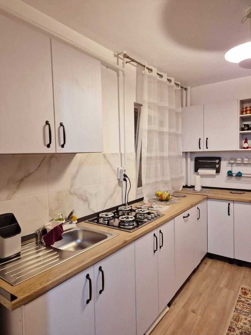 APARTAMENT 3 CAMERE DE INCHIRIAT |  RENOVAT |  GORJULUI - Poză 2