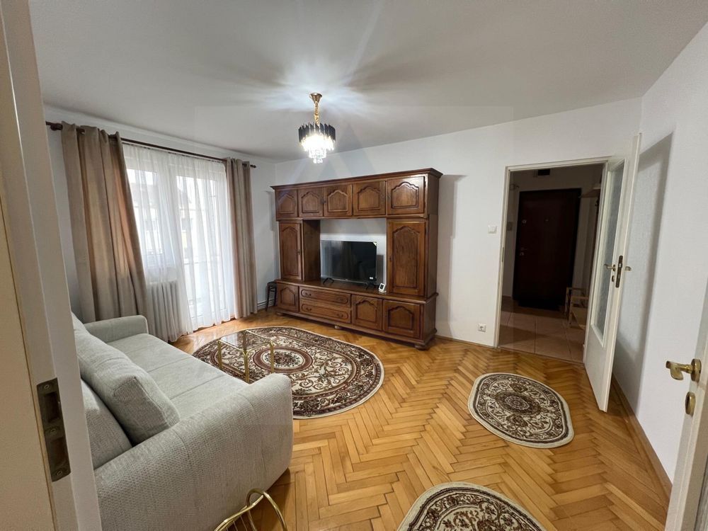 Apartament 3 camere 60 mp utili boxa la subsol zona Mihai Viteazul - Poză 1