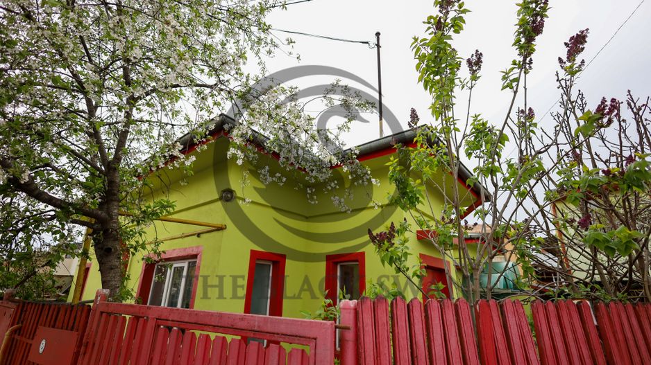 Casă 4 camere de vânzare | Anexa și Garaj | Zona Centrala Ploiesti - Poză 2