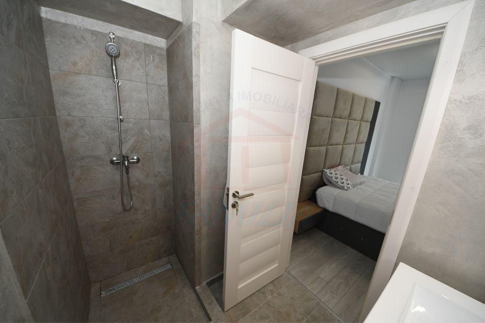 3 camere pe Faleza de inchiriat cu loc de parcare - Poză 2