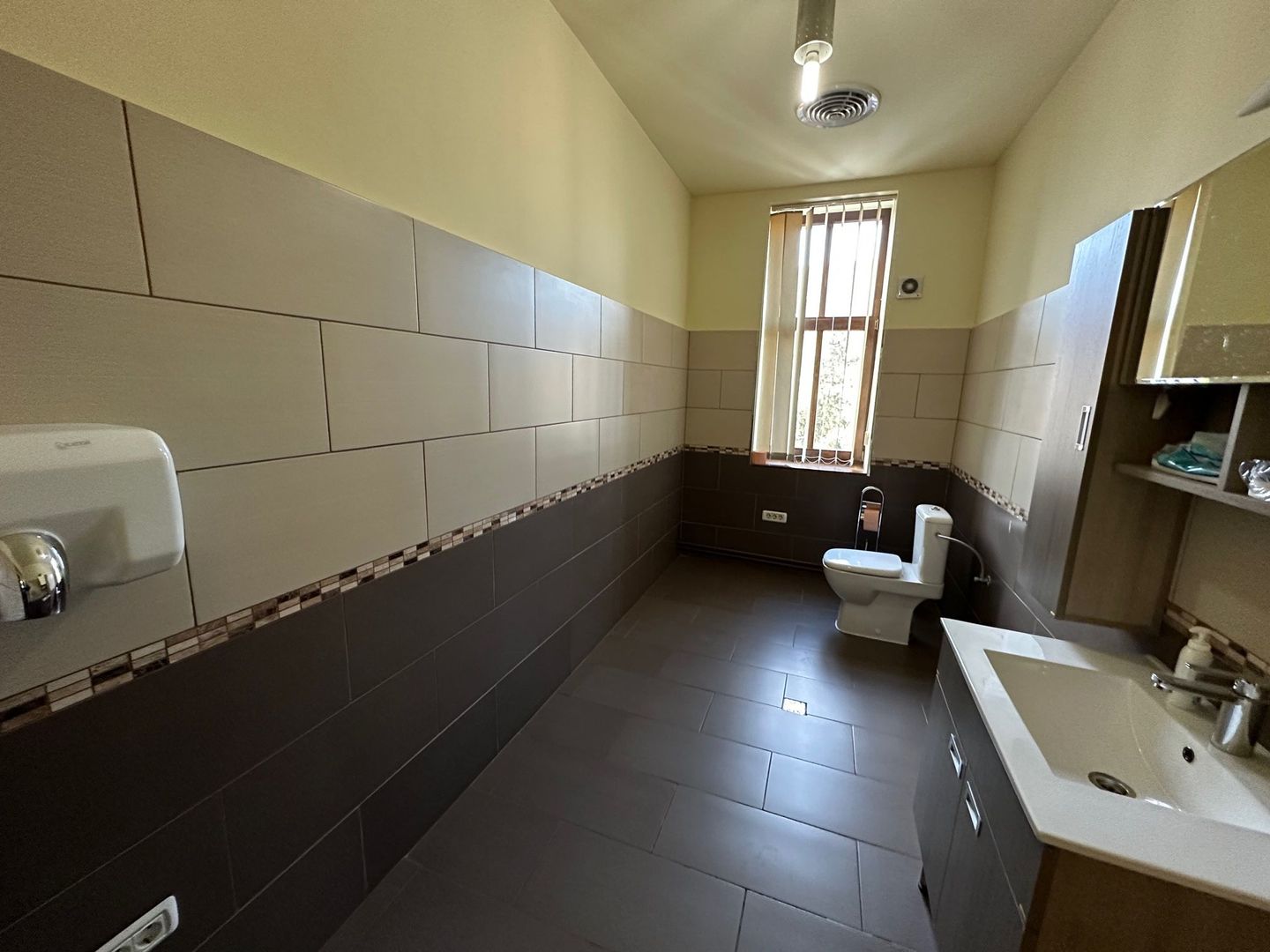 Spațiu de birouri de 204mp de vanzare  în zona Piata 700 - Poză 16