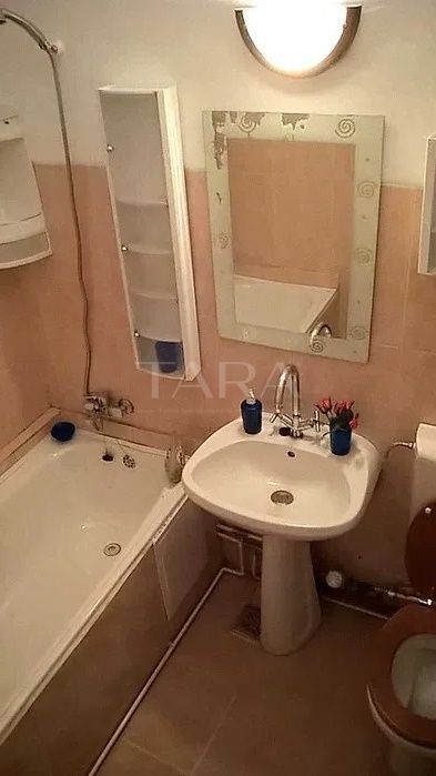 Apartament cu 2 camere,  în zona Hotel Napoca, lângă Parcul Central. - Poză 6
