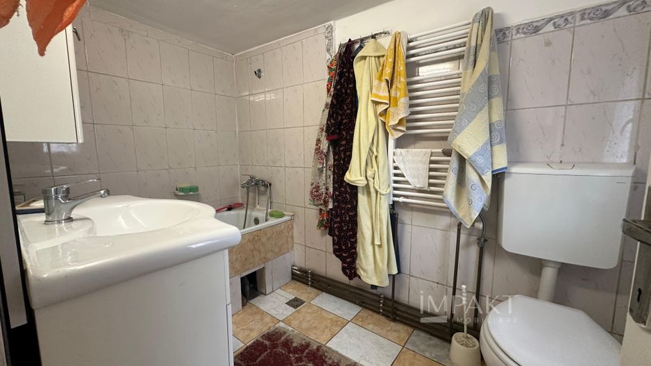 Casa cu Teren Generos | 600 mp | Investiție | Zona Grand Hotel Italia - Poză 9