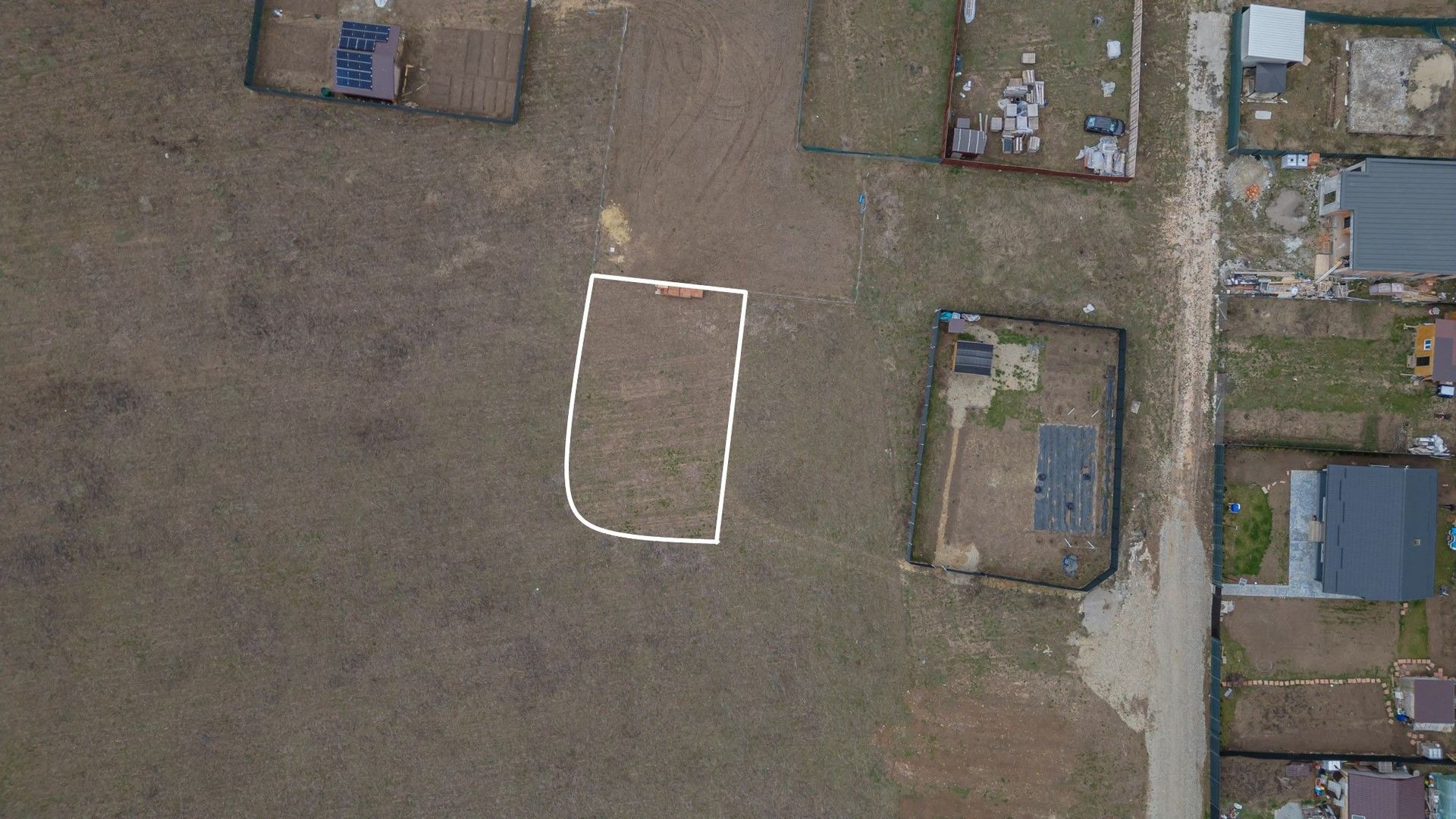 Loc de casă cu suprafața de 396 mp în Bod - Poză 3