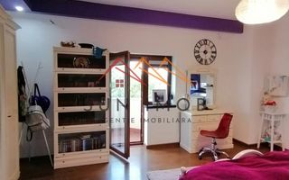 Vila P+E+M, an 2012, 6 camere, ultracentral, finisaje lux, Ploiesti,PH - Poză 21