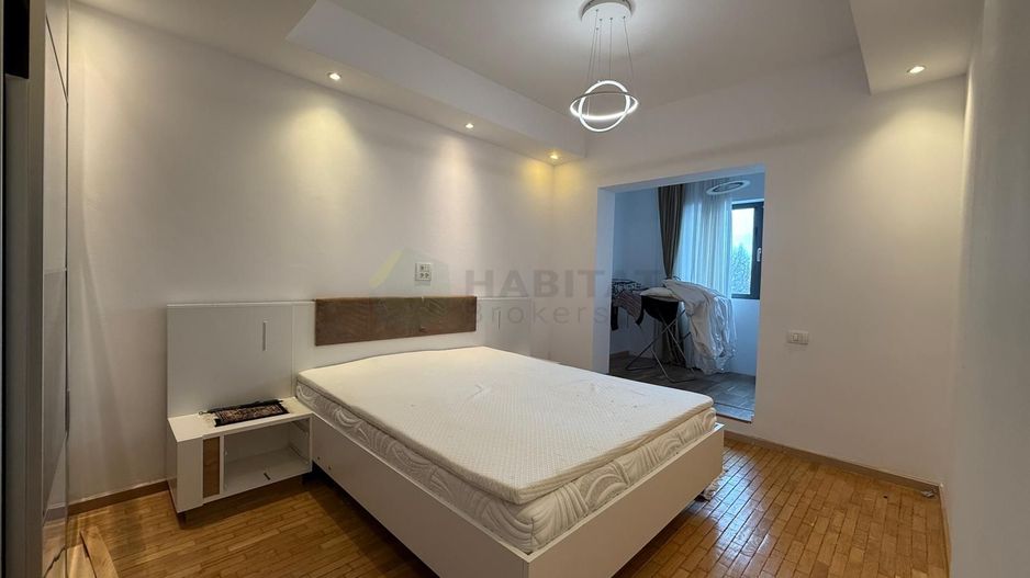 Casă  de inchiriat 4 camere, mobilată lux, curte 70 mp – Cosmopolis - Poză 7
