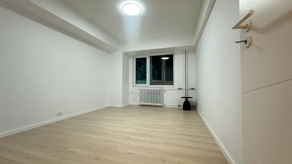 3 camere renovate la 5 minute de METROU - Poză 4