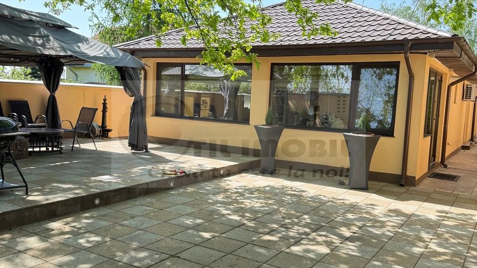 MIROSLAVA CASA EXCLUSIVISTA LA CHEIE LUX STIL MEDITERANEAN MOBILATA - Poză 2