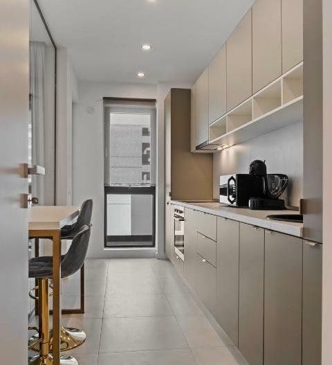 Apartament cu 2 camere decomandat în Aviaţiei/ Prima inchiriere - Poză 9