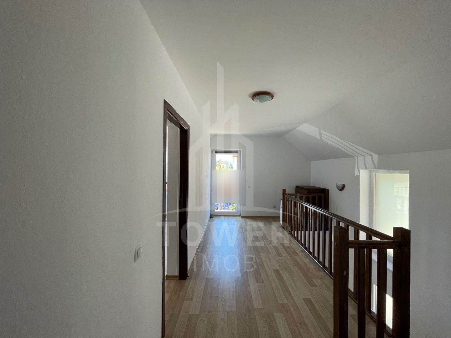 Casa individuala cu etaj - 125 mp utili-zona Belvedere - Poză 18