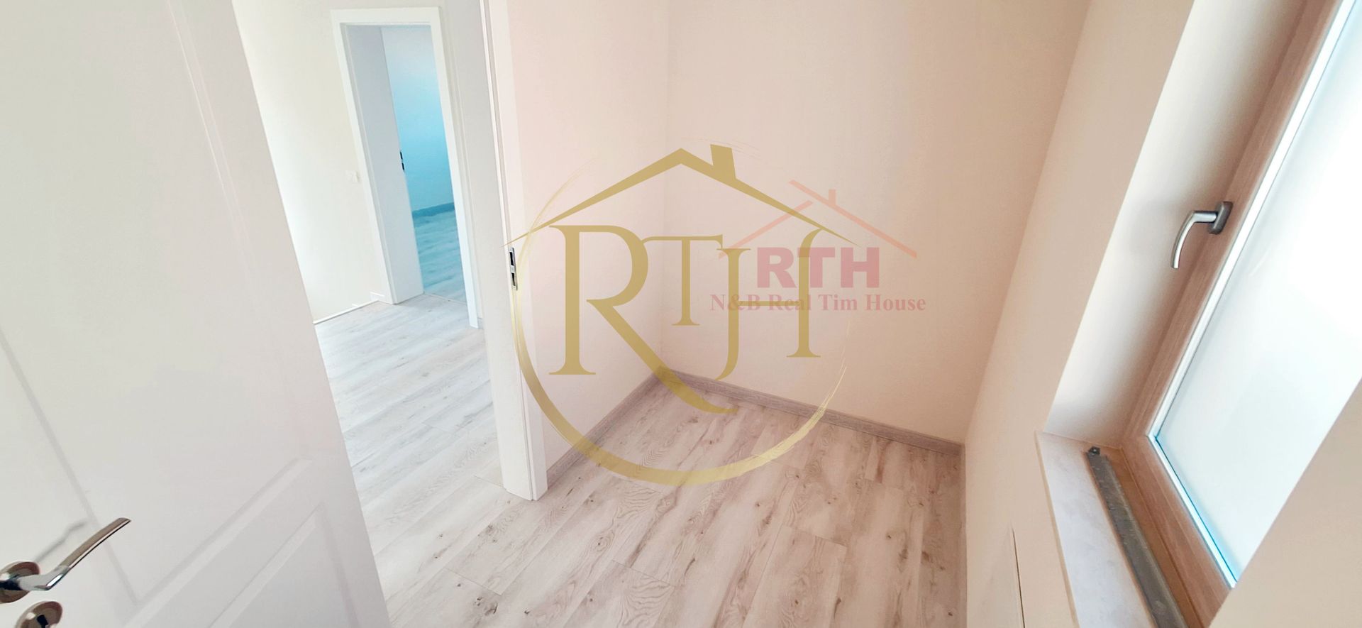 Oferim spre vanzare Duplex cu 5 camere situat in Giroc aproape de DAF - Poză 9