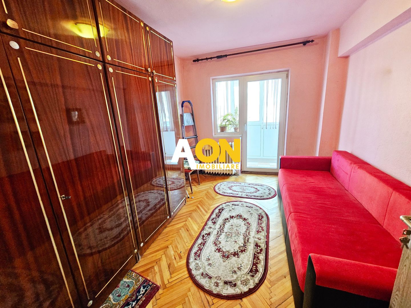 Apartament 3 camere, 2 bai, 2 balcoane, etaj 1, zona Liceului Sportiv - Poză 9
